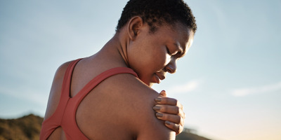Dislocated shoulder: Causes, symptoms and treatment