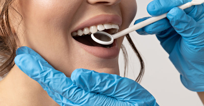 Enamel erosion: Signs, causes & treatment