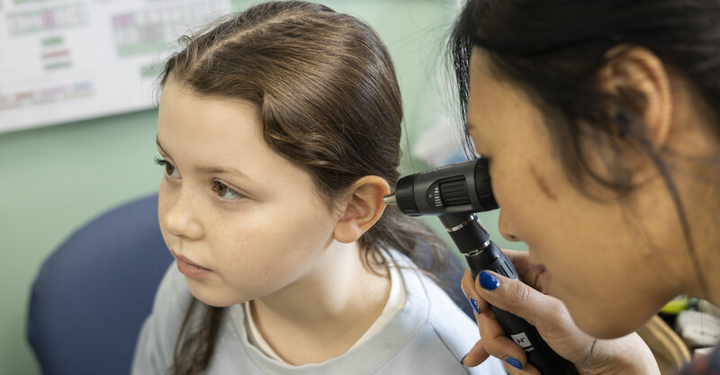 Ear infection: Causes, symptoms & treatment